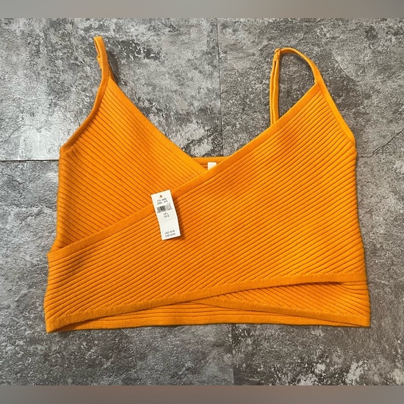 NWT Aerie Bright Orange Crop-Size: Large - Picture 2 of 6
